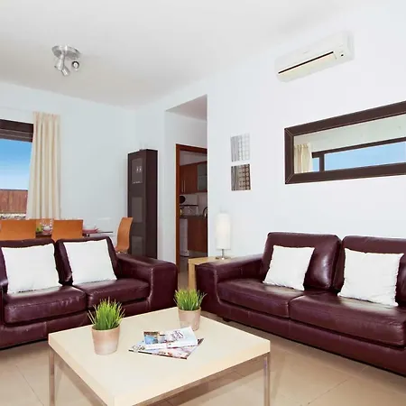 Playa Blanca Sleeps 6 Air Con Wifi