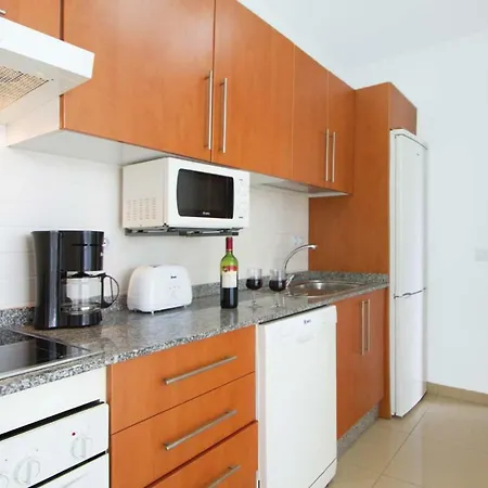 Playa Blanca Sleeps 6 Air Con Wifi Willa *